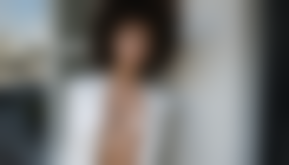 découvrez comment le choix de ne pas porter de culotte incarne un mélange audacieux de liberté, de style affirmé et suscite la controverse dans la société contemporaine.